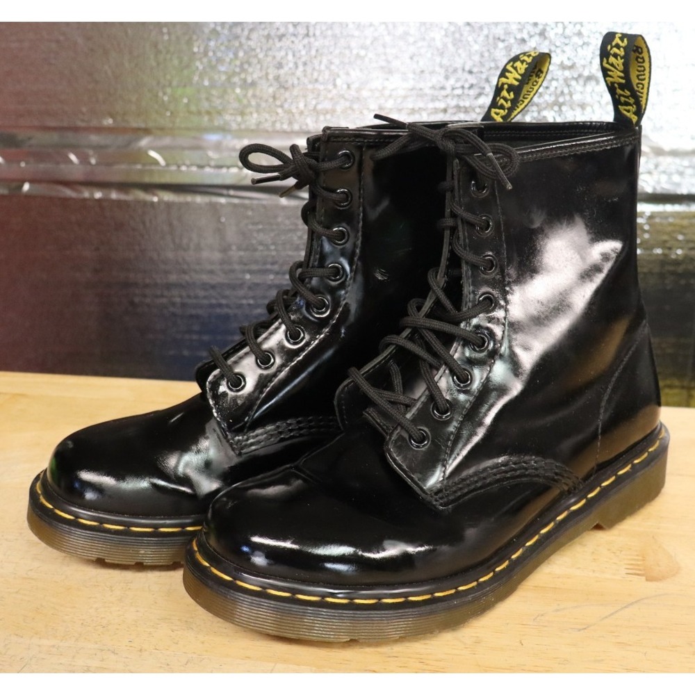 Dr. Martens Boots Womens Size 9 1480 Black Patent Leather Lace Up 8-Eye - Picture 3 of 11